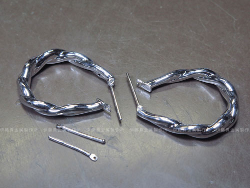 太いピアスポストを交換