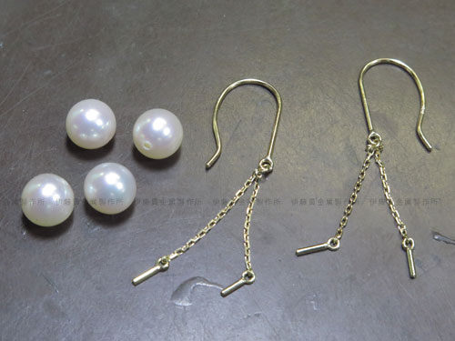 揺れるパールピアス