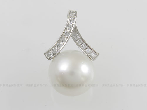 南洋パールのペンダントトップ