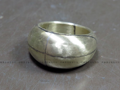 K18YGパヴェ留めリング製作